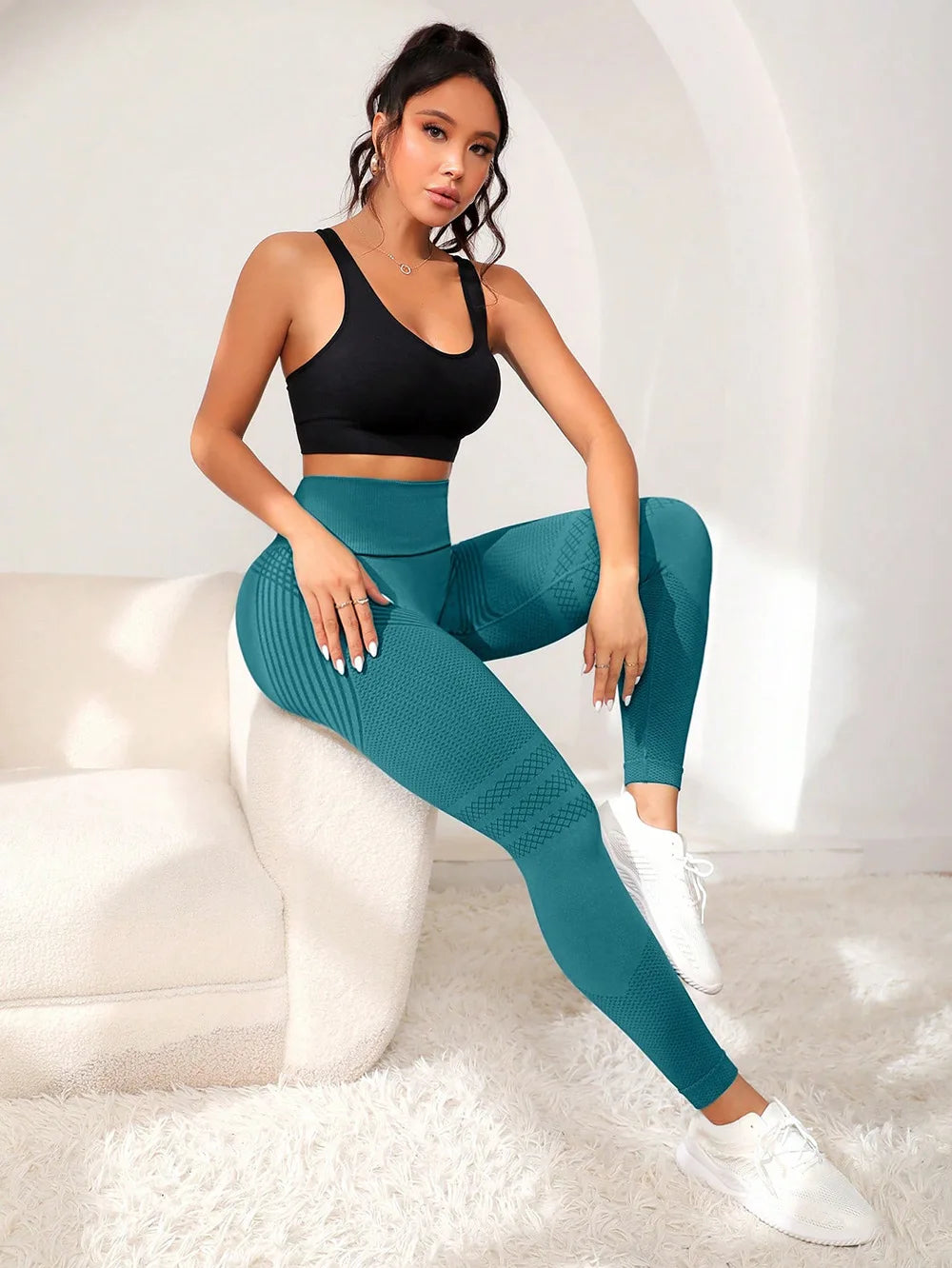 Kanzen Sports Pants With Sexy Lines Lifting Buttocks Sports Tight Pants Women's High Waisted Elastic Fitness Pants Running Yoga Pants